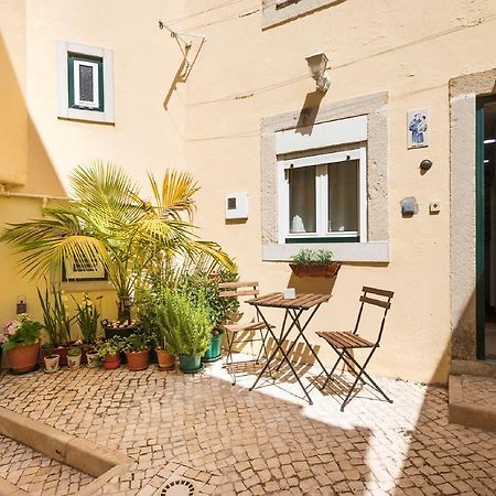 Pateo Da Paz Apartment Lisbon Luaran gambar